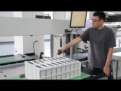 壁に取り付けられた太陽電池